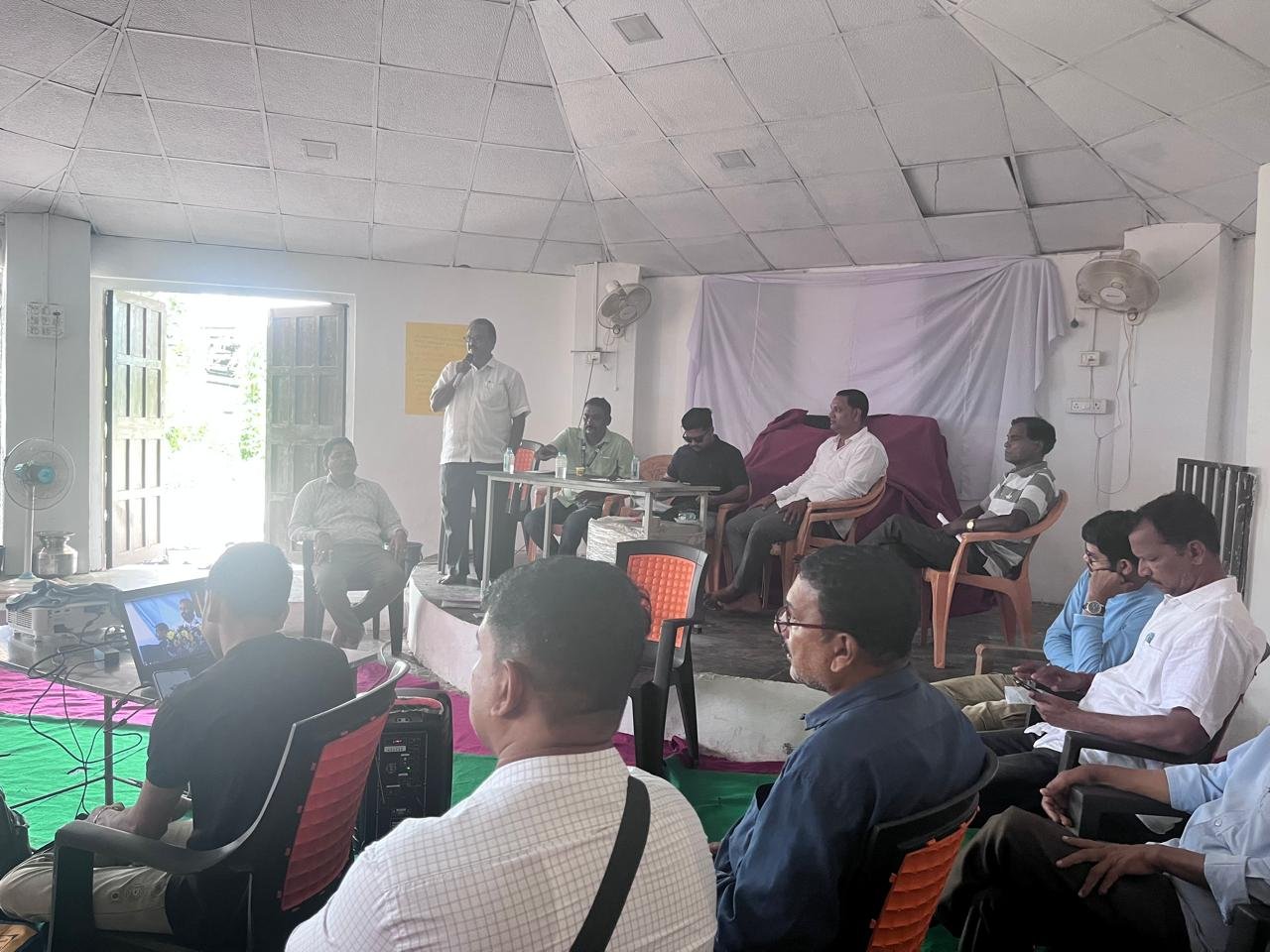 ग्रामसभा बैठक